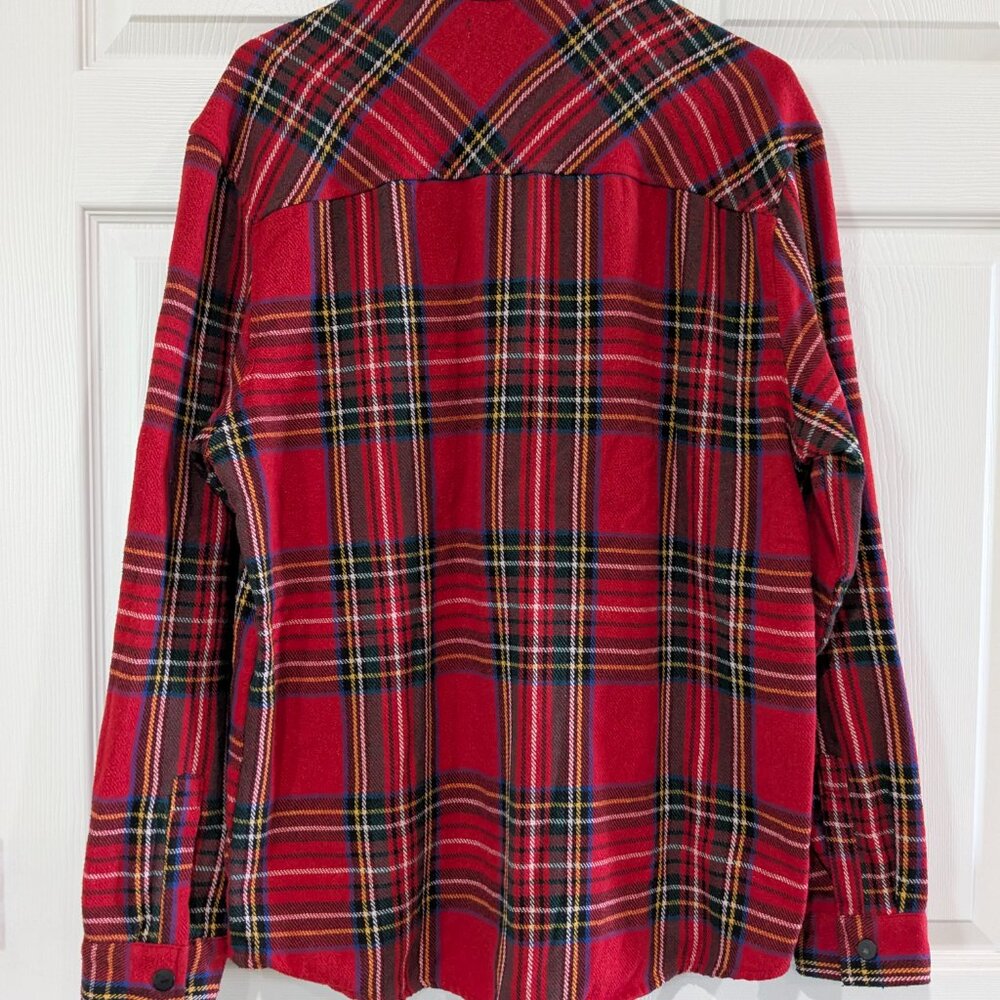Forever 21 Men's Flannel Long Sleeve Button Down Shirt Jacket, Red Plaid, Large - Picture 9 of 15